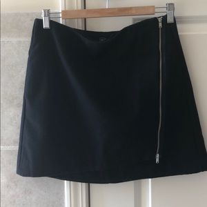 Gap skirt